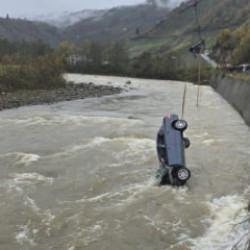 Vefat eden annesi için mezar yeri bakıyordu: 2 kişi feci şekilde can verdi!