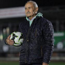 Ne Fatih Terim ne Mustafa Denizli: Yeşil sahaların en yaşlısı Zonguldak’tan