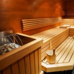 Japonya&rsquo;daki sauna yangınında feci &ouml;l&uuml;m! İ&ccedil;erde mahsur kaldılar