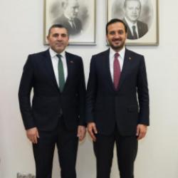 AK Parti B&uuml;y&uuml;k&ccedil;ekmece'de bayrak değişimi! İl&ccedil;e başkanı değişti