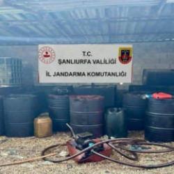 Ak&ccedil;akale'de 3 bin 900 litre ka&ccedil;ak akaryakıt ele ge&ccedil;irildi