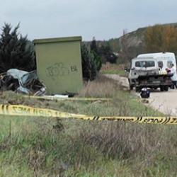 B&uuml;y&uuml;k&ccedil;ekmece'de gece yaşanan kaza g&uuml;nd&uuml;z fark edildi: 2 &ouml;l&uuml;