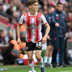 Galatasaray 9 milyon euro &ouml;demişti! Jelert i&ccedil;in ateş p&uuml;sk&uuml;rd&uuml;ler