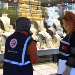 Kuyumcu ve emlak&ccedil;ılara Antalya'da denetim! Bakanlık devrede