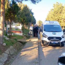 Mezarlıkta korkun&ccedil; manzara: Asılı halde bulundu!