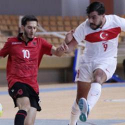 Milli Takım, Kocaeli'de 5 golle kaybetti