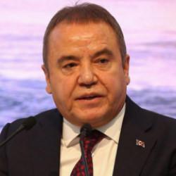 Muhittin B&ouml;cek yeniden hastaneye kaldırıldı