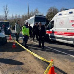 Nevşehir'de yolcu midib&uuml;s&uuml; ile otomobil &ccedil;arpıştı: 11 yaralı