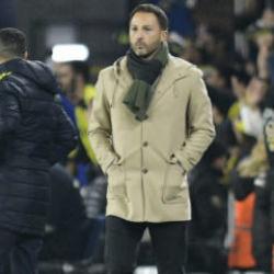 Tedesco'ya 19 ma&ccedil; yetti: Okan Buruk'u geride bıraktı