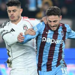 Trabzonspor'dan Beşiktaş ma&ccedil;ında sakatlanan 2 oyuncu i&ccedil;in a&ccedil;ıklama