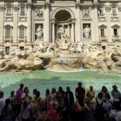 Trevi &Ccedil;eşmesi 1 Şubat'tan itibaren turistlere &uuml;cretli oluyor