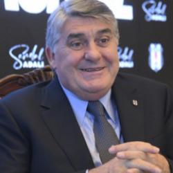 'Yarım bırakacak halimiz yok' diyen Serdal Adalı'dan transfer m&uuml;jdesi!