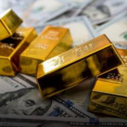 Altının onsu ilk kez 4 bin 400 dolarla rekor kırdı! Bankalar tahminlerini a&ccedil;ıkladı