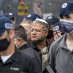 Aşırı sağcı İsrailli Bakan Ben Gvir, bedeviler tarafından taşlandı