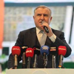 Bakan Bak, &ccedil;ocuk ve gen&ccedil;lere seslendi: Abur cuburdan uzak duralım