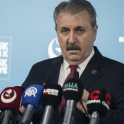 Destici: 'Asgari &uuml;cret bir l&uuml;tuf, yardım değildir'