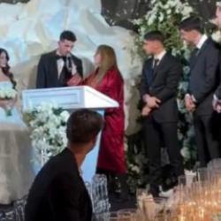 Eski Fenerbah&ccedil;eli d&uuml;nyaevine girdi! &Uuml;&ccedil; G.Saraylı yıldız nikah şahidi oldu