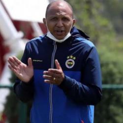 Futbolcuyken 3 şampiyonluk yaşamıştı! Fenerbah&ccedil;e'den eski &ouml;ğrencisine g&ouml;rev