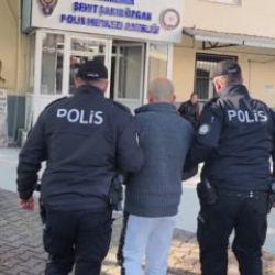 Hapis cezasıyla aranıyorlardı: 2 şahıs yakalandı!