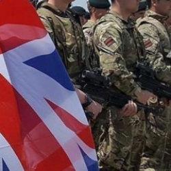 İngiltere'den 25 yaş altı gen&ccedil;ler i&ccedil;in 3 aylık g&ouml;n&uuml;ll&uuml; askerlik planı