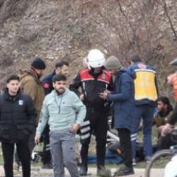 Kendisinden para isteyen dilenciyi bı&ccedil;akladı!