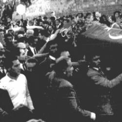 KKTC Başbakanı &Uuml;stel'den Rum liderin 'Kanlı Noel' a&ccedil;ıklamasına tepki