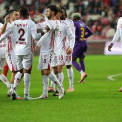 Kupada S&uuml;per Lig derbisi! Fişi 33 dakikada &ccedil;ektiler