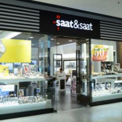 Saat & Saat, dev giyim markasını satın aldı