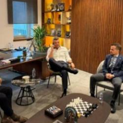 Sadettin Saran kul&uuml;p binasına geldi! İşte İlk fotoğrafı