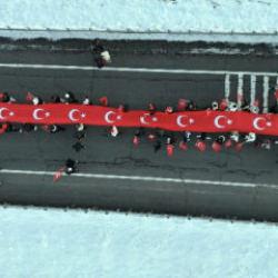 "Sarıkamış şehitleri" i&ccedil;in temsili n&ouml;bet tutuldu