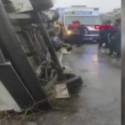 Sivas&rsquo;ta &ouml;ğrenci servisi devrildi; &ccedil;ok sayıda yaralı var