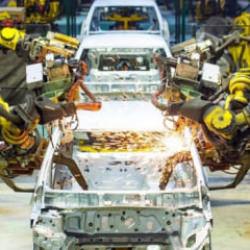 Son kale d&uuml;şt&uuml;: Otomotiv devi en ucuz modelini rafa kaldırıyor