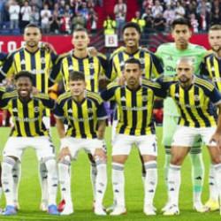 S&uuml;per Lig'in 2 devi pazarlık masasında! Milli yıldız kiralık gidiyor