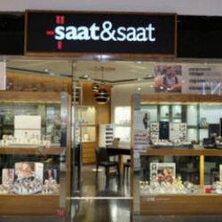 Tarihi hamle: Saat & Saat, T&uuml;rk tekstil devini satın aldı