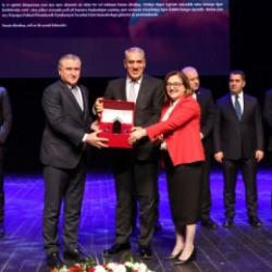 Gaziantep'e değer katanlar &ouml;d&uuml;llendirildi