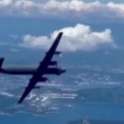 Ukrayna, Rus devriye u&ccedil;ağının vurulma anını paylaştı