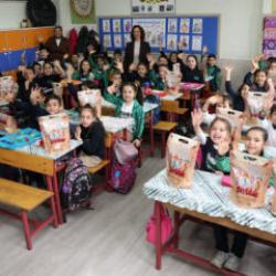 Konya B&uuml;y&uuml;kşehir, 31 il&ccedil;ede 220 bin &ccedil;ocuğa şivlilik mutluluğu yaşattı 