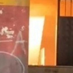 Zeytinburnu'nda 4 katlı binada yangın: 9 kişi dumandan etkilendi