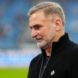 A Milli Takımın eski teknik direkt&ouml;r&uuml; Stefan Kuntz, Hamburg'dan ayrıldı