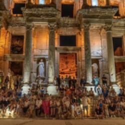 Bakan Ersoy a&ccedil;ıkladı: M&uuml;zeler 2025'te ziyaret&ccedil;i rekoruna koştu