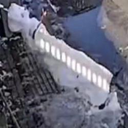 Bursa'da g&uuml;neşi g&ouml;ren kardan adamın hazin sonu 