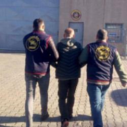 Gaziantep'te 12 yıl hapis cezasıyla aranan uyuşturucu taciri yakalandı
