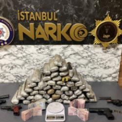 Uyuşturucu TIR&rsquo;ın dingilinden &ccedil;ıktı! İstanbul ve Yalova&rsquo;da operasyon