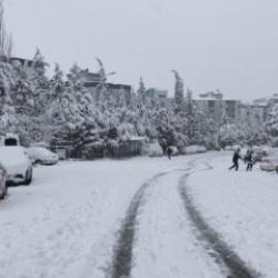 2 Ocak 2026 Cuma g&uuml;n&uuml; okullar tatil edildi: İşte eğitime ara verilen iller