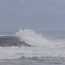 Kar sonrası b&uuml;y&uuml;k fırtına! İstanbul dahil 24 il i&ccedil;in alarm verildi: Plan yapanlar dikkat!