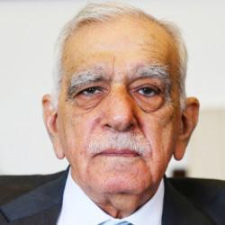 &Ouml;nce mahkeme sonra İ&ccedil;işleri Bakanlığı! Ahmet T&uuml;rk'e iki k&ouml;t&uuml; haber