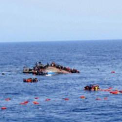 M&uuml;lteci botu alabora oldu: Gambiya a&ccedil;ıklarında can pazarı, onlarca kayıp!