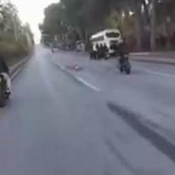 Polisin &uuml;zerine motosiklet s&uuml;ren şahıslar hakkında karar verildi