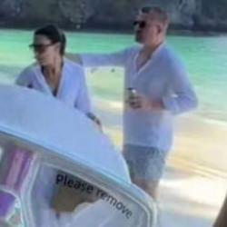 &lsquo;Bana tatil de &ccedil;ok yakışıyor&rsquo; ekol&uuml;