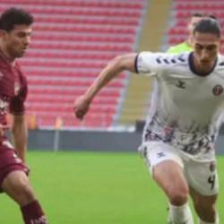 10 goll&uuml; ma&ccedil; sonrası 3. Lig ekibini sarsan sakatlık: K&ouml;pr&uuml;c&uuml;k kemiği kırıldı